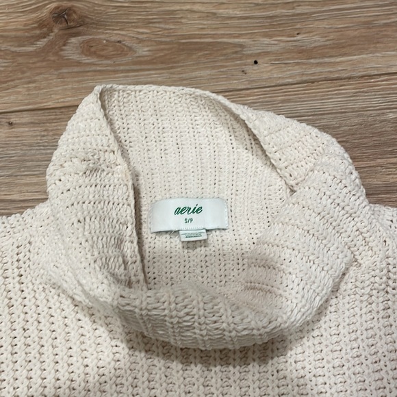Aerie Chenille Feels Oversized Sweater - Picture 4 of 9